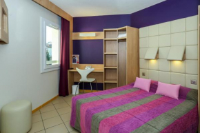 Отель Hotel Espace Cite  Каркассон